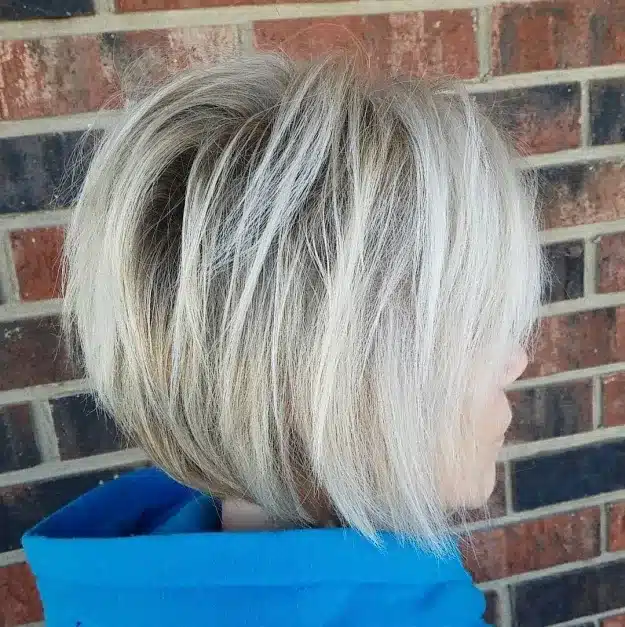 22-teased-long-layered-blonde-bob