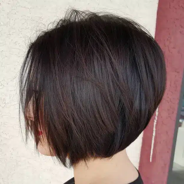 7-chinlength-brown-layered-bob