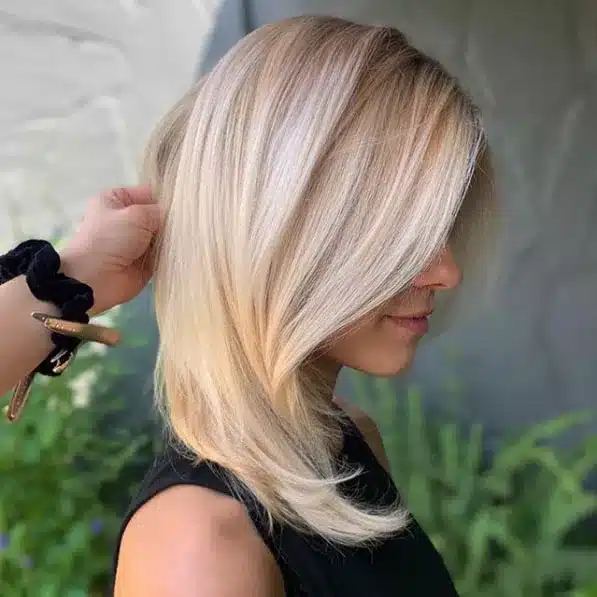 13 Radiant Blonde Hairstyles for Medium-Length Hair