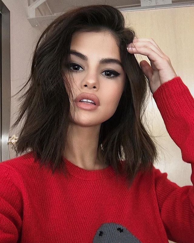 30 Chic Celebrity-Inspired Lobs | Selena Gomez Lob Haircut | Hairstyle on Point