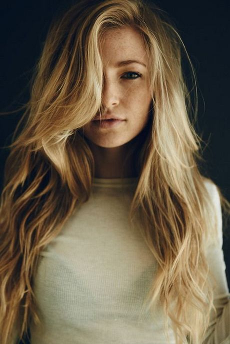 51 Lovely Long Hair Ladies With Layers