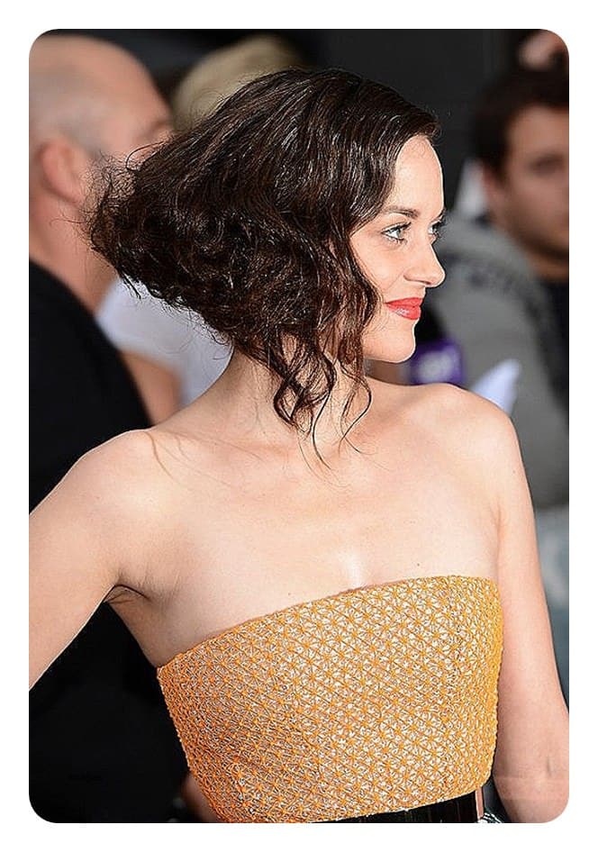 88 Popular and Cool Asymmetrical Bob