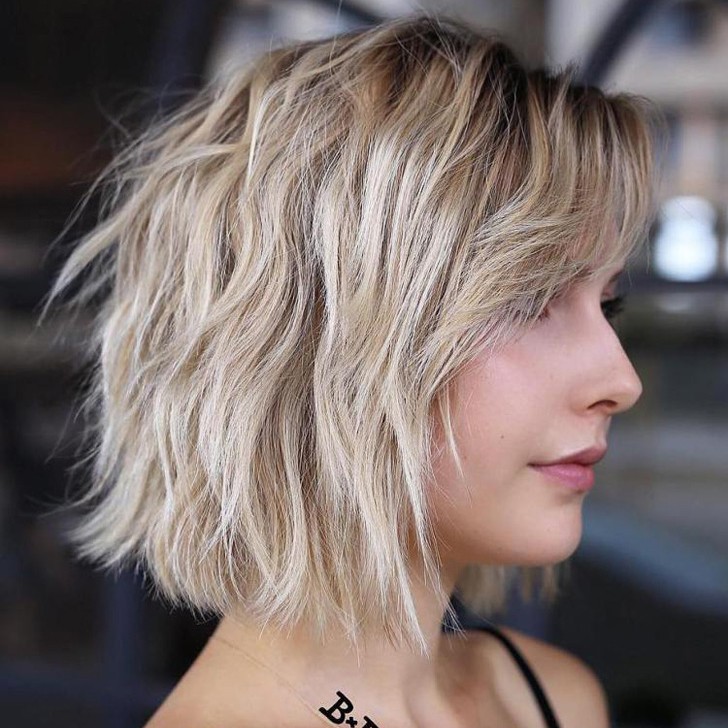 20-beautiful-and-easy-medium-bob-hairstyles-for-women-at-any-age_5