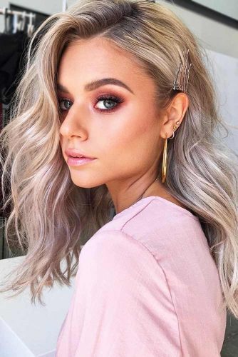 Ash Blonde Hair Color Idea #blondehair #wavyhair 