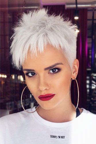 Blonde Edgy Pixie Hair Style #pixiehairstyles #pixiecut #shorthair #hairstyles #icyblondehair