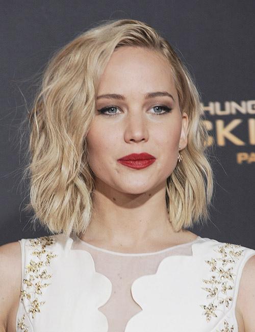 Blunt Wavy Bob