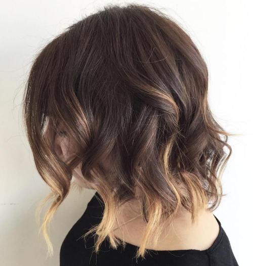 Bob With Highlights On The Ends