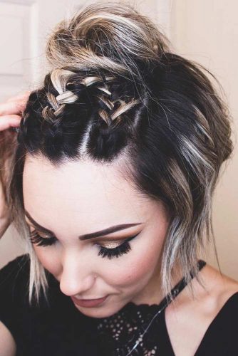 Bun And Braided Mohawk For Christmas Party #shorthairstyles #christmashairstyles #hairstyles #bobhairstyles