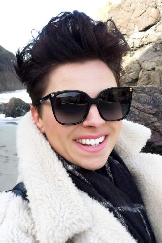 Cool Hair Cut After A Breakup Black Color #pixiehairstyles #pixiecut #shorthair #hairstyles #blackhair