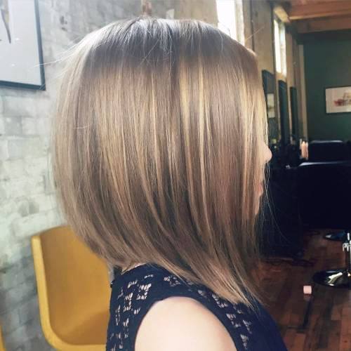 Heartwarming Wavy Medium Length Haircut