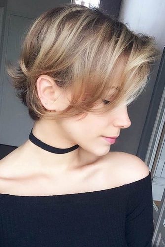 Long Pixie For Thin Hair #shorthaircuts #shorthairstyles #shorthair #pixiehaircuts #blondehighlights