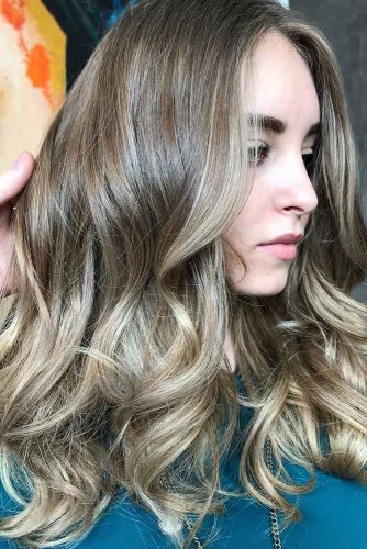 Medium Ash Brown Hair With Blonde Highlights #brownhair #highlights