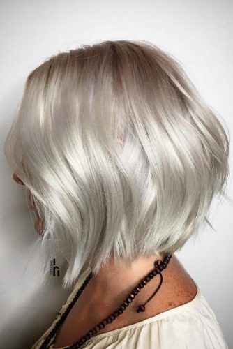 Middle Parted Medium Bob #mediumbob #mediumbobhaircuts #haircuts #bobhaircuts