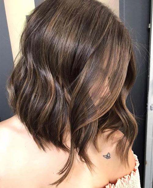 Mild Wavy Inverted Bob