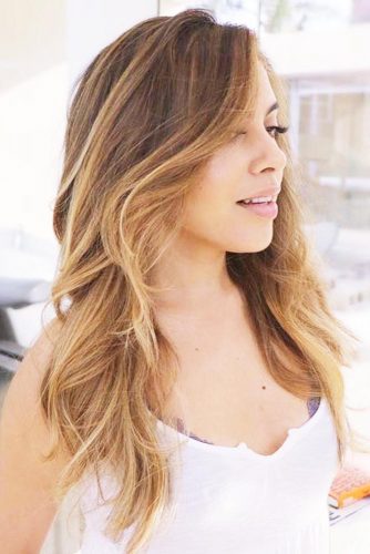 Natural-Looking Balayage picture3