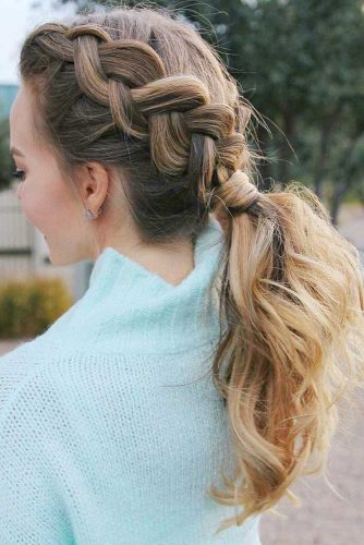 Pretty Ponytails picture1