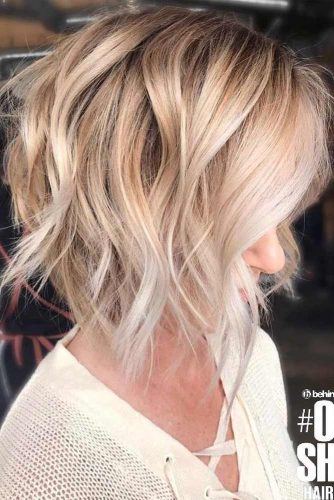 Shag Haircut For Blonde Girls Balayage #shaghaircut #haircuts #bobhaircut #mediumhair #blondehair