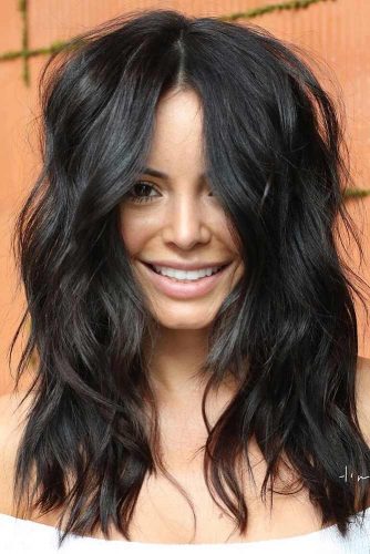 Shag Haircut For Dark Hair Long Hairstyle #shaghaircut #haircuts #longhaircut #wavyhair #blackhair