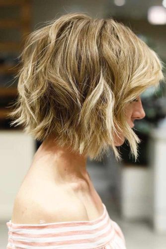 Short Bob With Blonde Highlights picture2