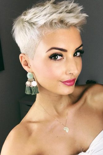 39 Best Short Pixie Cut Hairstyles 2019 - Cute Pixie Haircuts for Women