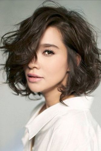 Short Hairstyles for Wavy Hair picture3