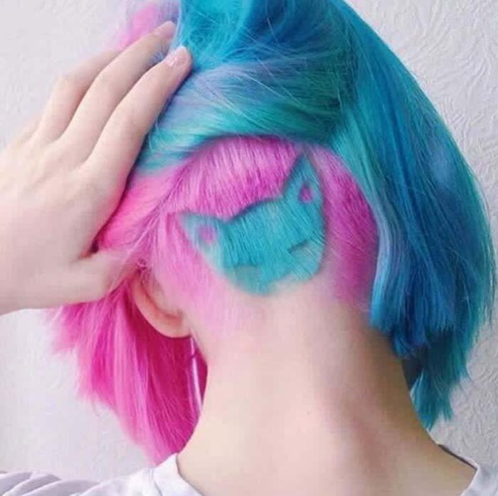 Short Hairstyles for Women: Pastel Bob With a Cat Hair Tattoo