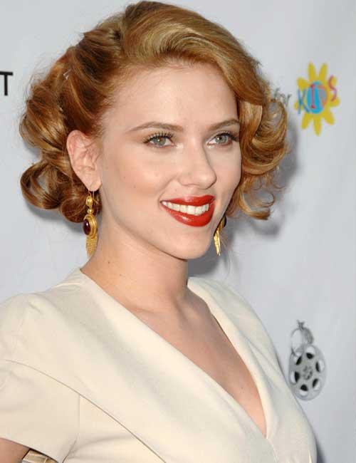 The Hollywood Curl Pixie