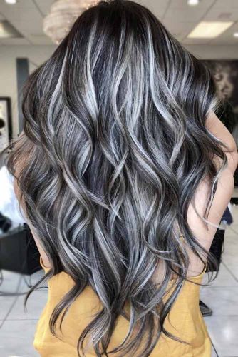 V Cut Hairstyles For Long Hair Wavy Layered #longhaircuts #haircuts #longhair #layeredhair #wavyhair 