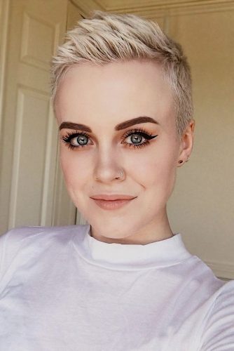 39 Best Short Pixie Cut Hairstyles 2019 - Cute Pixie Haircuts for Women ...