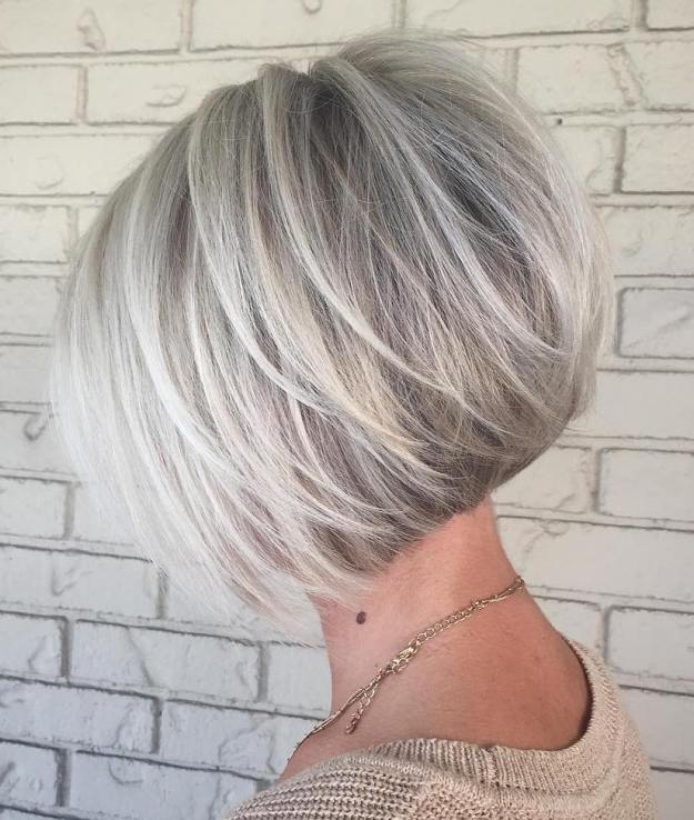 35 Insanely Popular Layered Bob Hairstyles for Women to Try in 2023