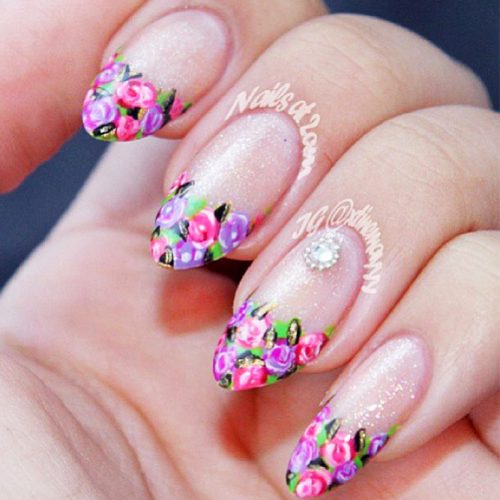 Almond Nails with Flowers Picture 3