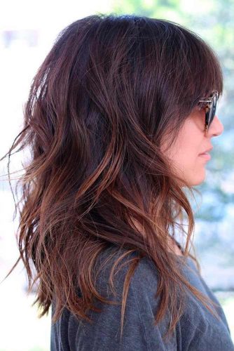 Amazing Ideas of Medium Haircuts for Perfect Look picture 1