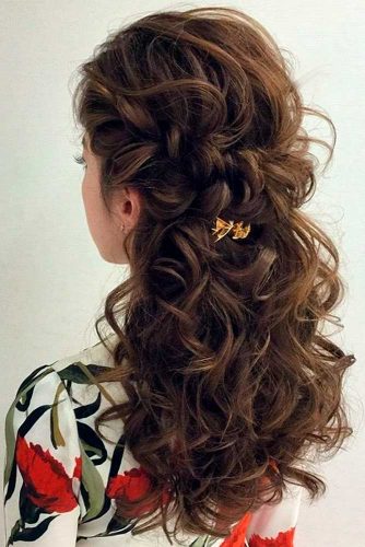 Amazing Ideas of Medium Length Hairstyles picture 5