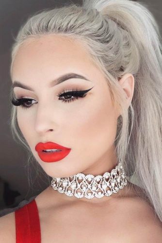 Amazing Red Lipstick Looks picture 3