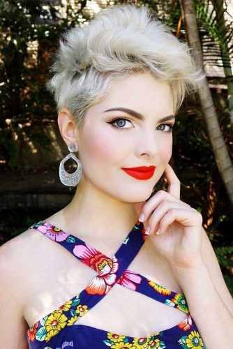 Beautiful Blonde Short Hairstyles picture 1