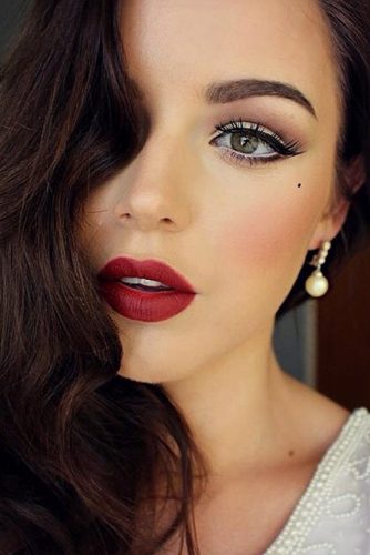 Best Makeup Ideas with Red Lipstick picture 4