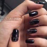 black-nails-design-with-drops-glitterombre-glitt