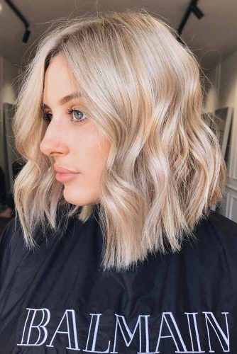 Blonde A-line Medium Length Haircuts #mediumlengthhaircuts #mediumhair #haircuts #longbob