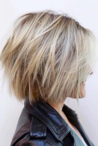 Blonde Layered Bob Haircut #shorthaircuts #bobhaircut #layeredhaircut #haircuts