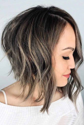 Bob Idea For Brunettes #invertedbob #alinebob #layeredbob #blondehighlights