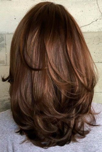 Brown Layered Medium Length Haircuts #mediumlengthhaircuts #mediumhair #haircuts #longbob