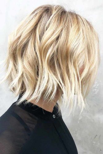 Buttery Blonde Babe #blondehair #wavyhair #bob