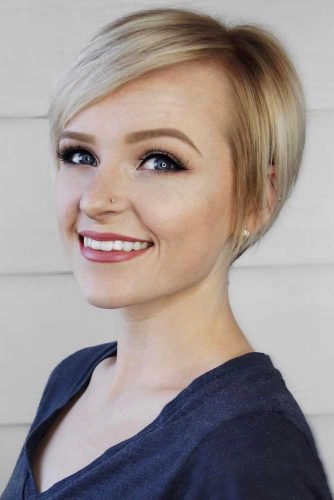 Chic Short Haircut for Awesome Look picture 4