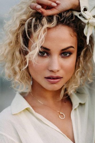 Easy Valentines Day Short Hairstyles picture 6