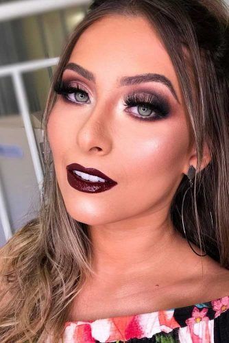 Glam Makeup With Soft Smokey #softsmokey #burgundylips