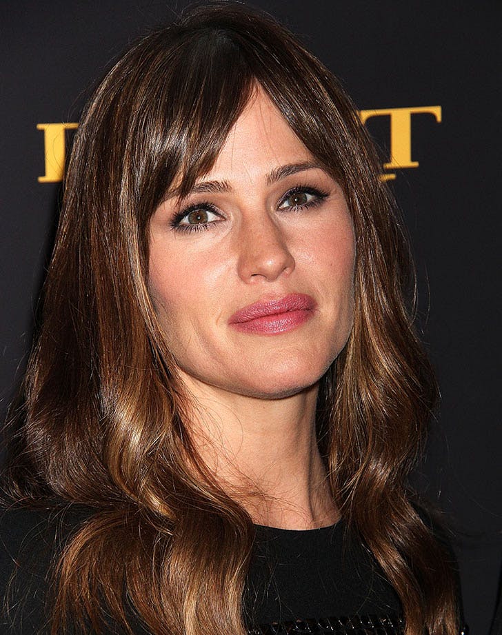 layered hair with curtain bangs jennifer garner26