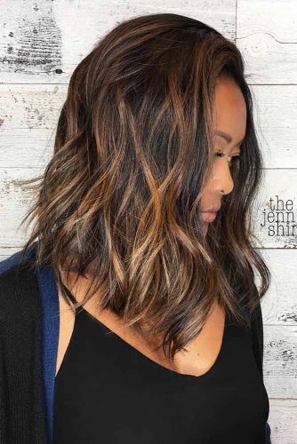 Long Bob Hairstyles with Natural Colors Picture 5