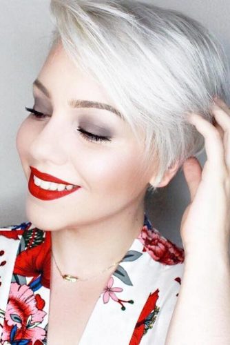 Lovely Short Hairstyles with Bangs picture 3