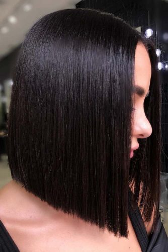 Medium Blunt Hairstyles For Brunette Girls #mediumhair #bob