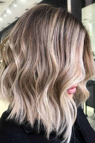 Medium Layered Hairstyles For Blonde Girls #mediumhair #wavyhair